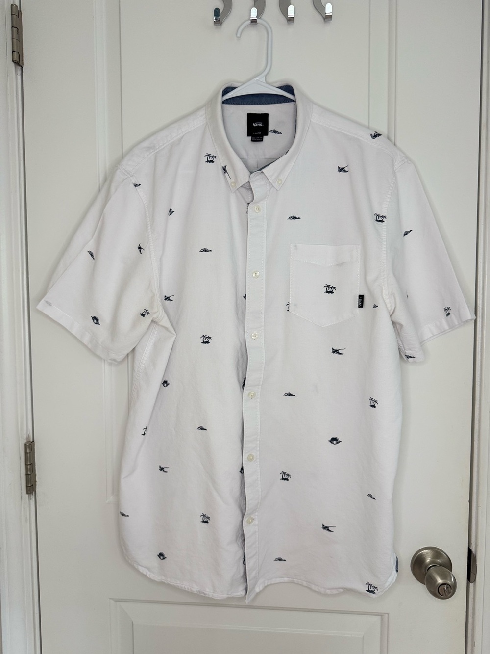 Vans Men's XL short sleeve casual shirt white navy embroidery resort beach wear